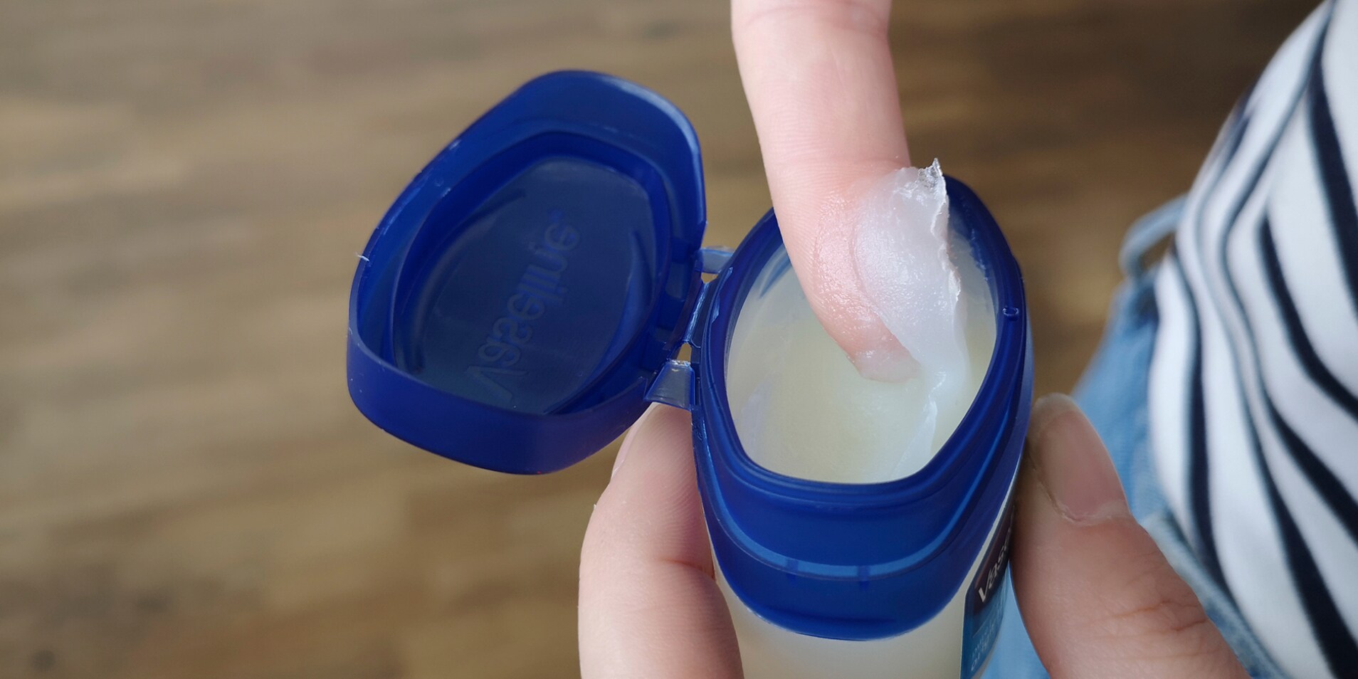vaseline als gleitgel benutzen Vaseline as Lube: Is It Safe? main image 0