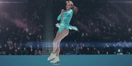 Le scene di pattinaggio artistico sono tra le migliori che il film possa offrire.