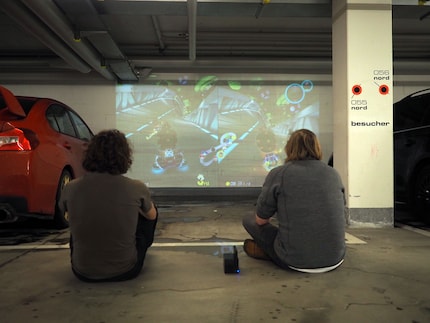Jouer dans le parking souterrain? Check.