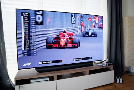 Même le matériel pour la TV en direct, qui existe «seulement» en qualité Full HD, est très convainquant. Ceci est largement dû au processeur Alpha 9.