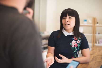 Maestra del suo mestiere: il caffè in tutte le sue forme è una passione per Emi Fukahori.