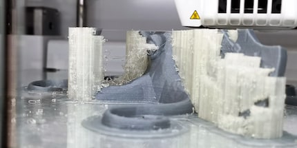 Le filament de support s'est cassé à cet endroit. Mais la qualité d'impression n'en est pas affectée. 