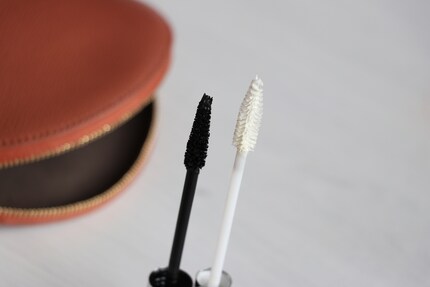 Le «Perfect Match» à l'apprêt : le mascara High Impact Lash Elevating de Clinique.