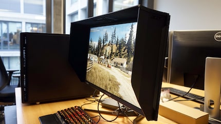 Small panels can be attached to the sides and top of the screen.