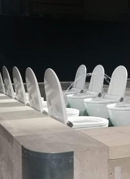 Der etwas andere Springbrunnen von Keramik Laufen.