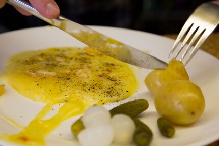Tuck in: raclette, as God intended it