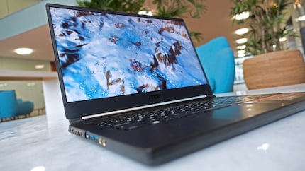 La définition de l’écran n’est peut-être que de 1080p, mais la fréquence de rafraîchissement de 144 Hz se montre convaincante.
