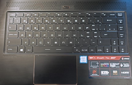 Une course de touche de 1,4 mm est un éclairage RGB configurable à volonté
