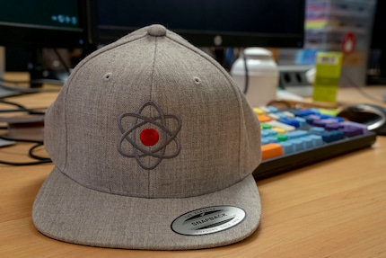 Team Isotopes vient en uniforme