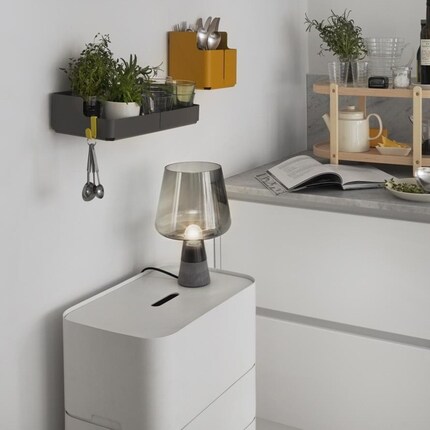 «Vakka» offers storage: for the kitchen or bathroom. Photo: Iittala