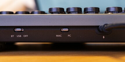 Un mode Mac et un mode Windows sont inclus, ainsi que le Bluetooth.