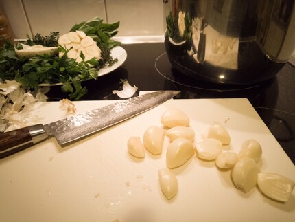 Nach dem Schälen brauchst du nur noch zu kochen.