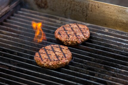 Tutto vegetale: hamburger sul grill