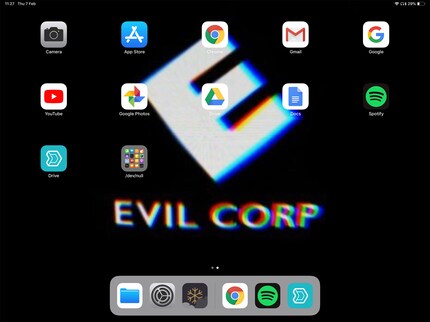Der /dev/null-Ordner ist auf iOS Pflicht. Darin sind alle überflüssigen Apps