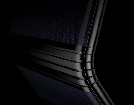 The DragonHinge resembles the hinge of Microsoft Surfaces