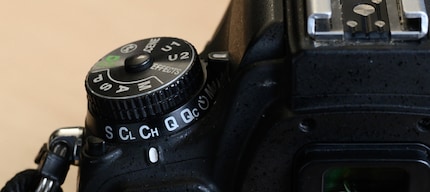 La modalità di scatto qui è impostata su C(H), ovvero alta frequenza di scatto continuo. Poiché ciò viene fatto utilizzando il selettore, non viene salvato nella modalità personalizzata.