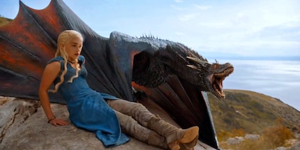 Daenerys e Drogon di 2-3 anni