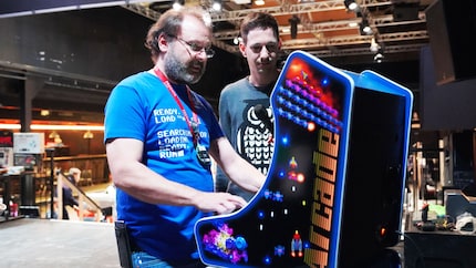 Le Vintage Computer Festival à Zurich est l'endroit où vous pouvez rencontrer des projets rétro et des gens passionnants.