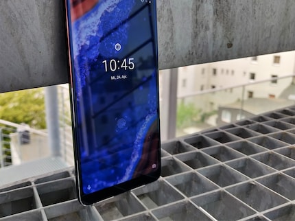 Der Fingerabdrucksensor befindet sich unter dem Display.