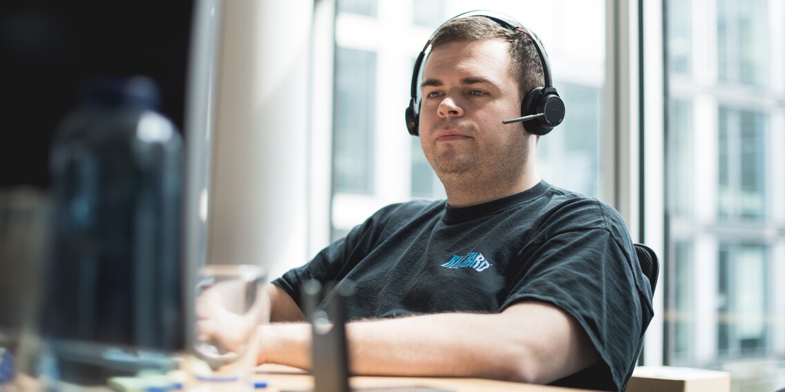 Im Juni ist unser Telefon-Support schon ab 8 Uhr für dich da