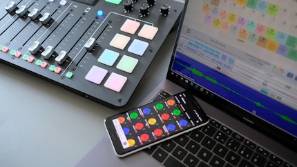 Si vous utilisez plus de huit entrées, vous aurez besoin d'un soundboard séparé.