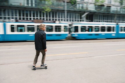 Schnell unterwegs: Das Lou Board fährt bis zu 35 km/h.