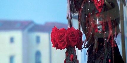 UHD-Material auf 8K hochskaliert.