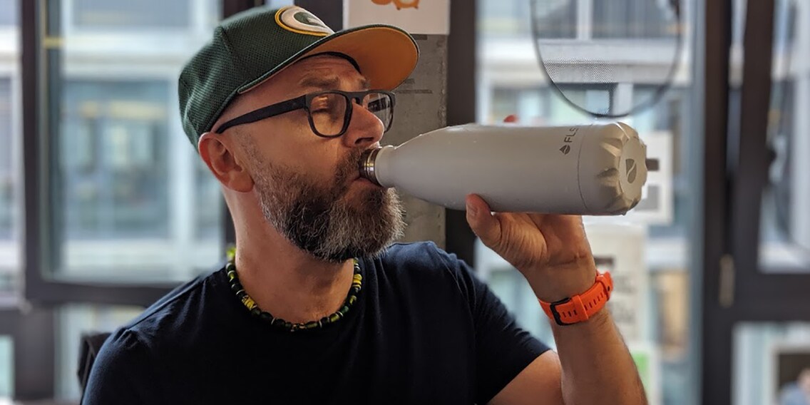 Keine Flasche, diese FLSK