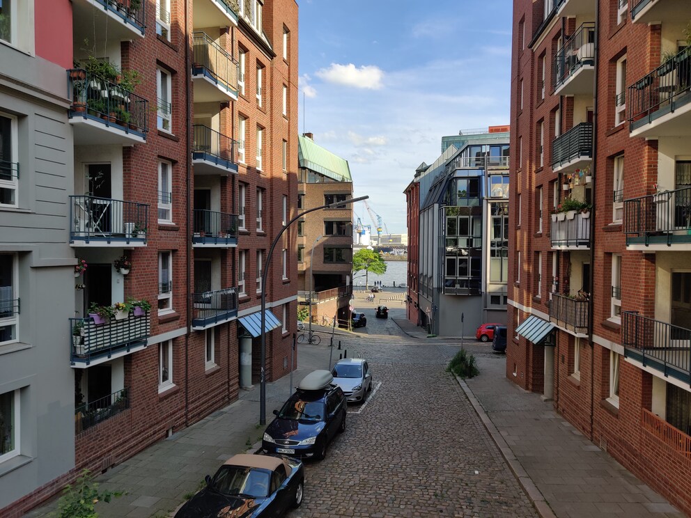without HDR