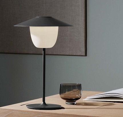 La lampe «Ani», avec ou sans support. Photo : Blomus
