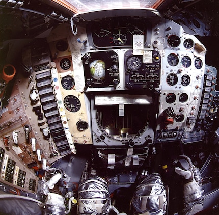 John Glenn was the first American to orbit the earth in 1962. He had no computer in his Mercury spacecraft.