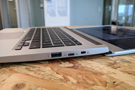 Ports on the right