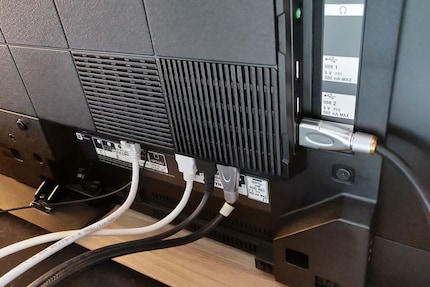 Così tante porte che il TV non lascia niente a desiderare.