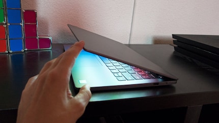 After this point, you can close the notebook like you would a toilet seat.