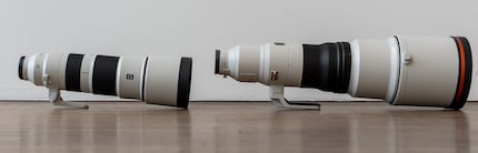 Links das vergleichsweise handliche 200-600mm, rechts das Monster.