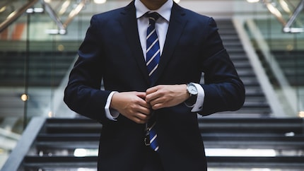 Les rayures sont devenues très tendance ces dernières années pour le monde des affaires.
