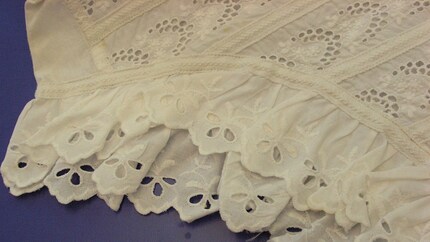 Gut zu erkennen: der Stickstich. Bild: «CCBY» by Auckland Museum