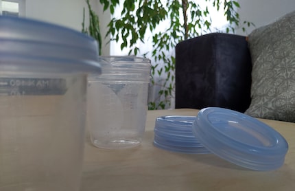 Breast milk can be stored perfectly in appropriate containers.