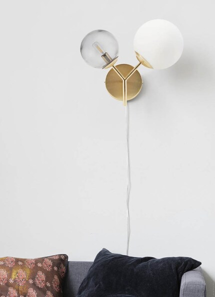 «Twice» is a stylish wall decoration and ambient light in one. Image: House Doctor