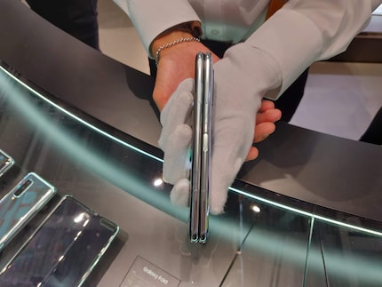 Das Foldable seitlich betrachtet.
