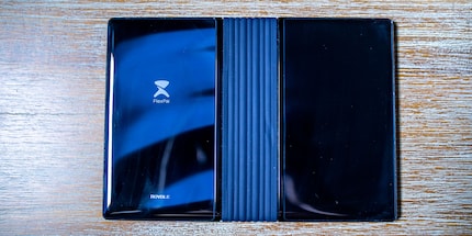 «Le téléphone ne se plie que dans un sens et seulement jusqu'à ce qu'il soit plat.»