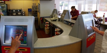 Macchine e processi automatizzati dovrebbero trovare presto il loro posto da McDonald's. Fonte: Big Think