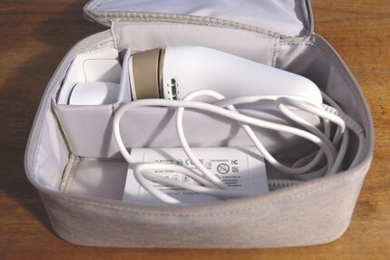 The Silk-Expert packed in a pouch.