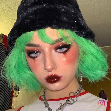 E-Girl make-up. 