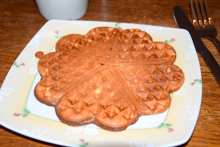 For the perfect waffle, you need practice with this iron...