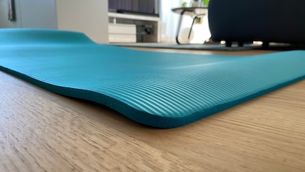 Die Masse dieses Modells sind: Breite: 60 cm, Länge: 172 cm, Gewicht: ca. 1 kg
