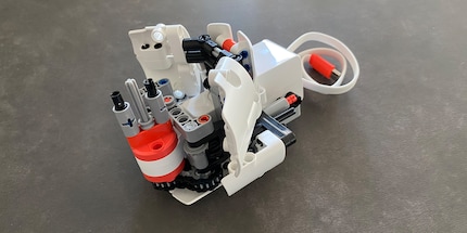 Dopo il terzo passo, il robot non ha ancora l'aspetto di un robot.