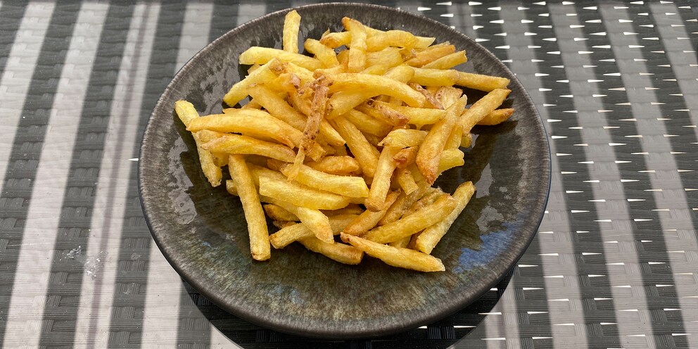 Le patatine fritte di patate farinose sono ancora meglio.