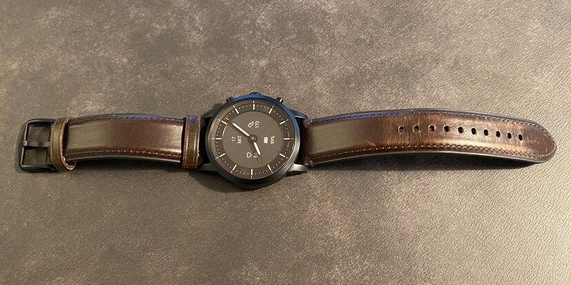 Die hybride Smartwatch Fossil Collider Hybrid HR hat mich vom ersten Moment an überzeugt.