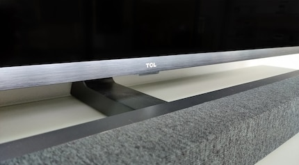 Le cadre en aluminium et le revêtement en tissu...